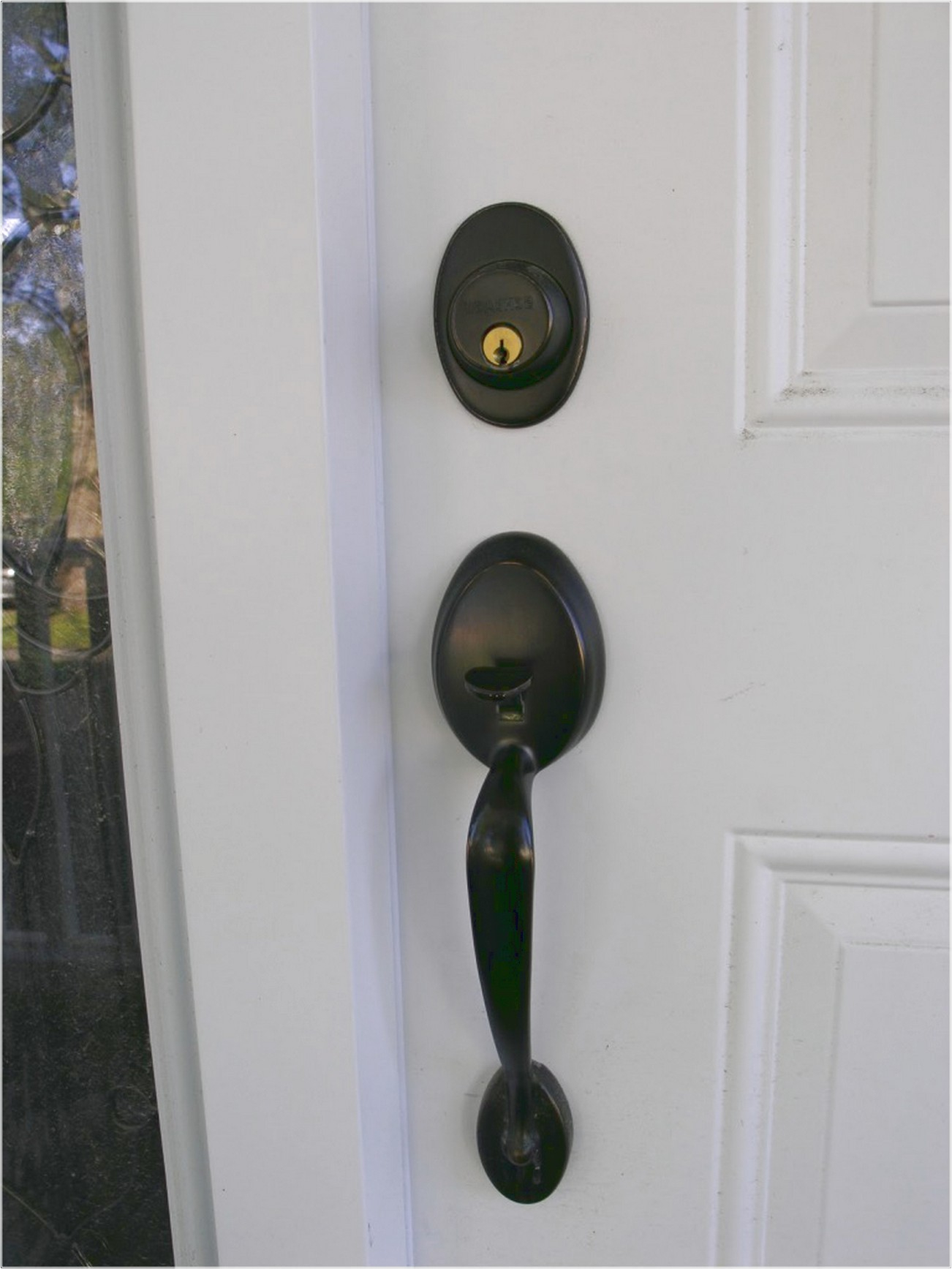 Comfy Front Door Handle Frozen Door Handle Front Door Handles Adelaide pertaining to sizing 1302 X 1735