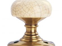 Delamain Porcelain Knob Ivory Crackle Delamain Door Knobs Products regarding size 900 X 900