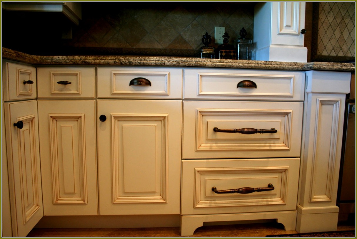 Kitchen Cabinets Pulls And Knobs Maribointelligentsolutionsco in proportions 1214 X 814
