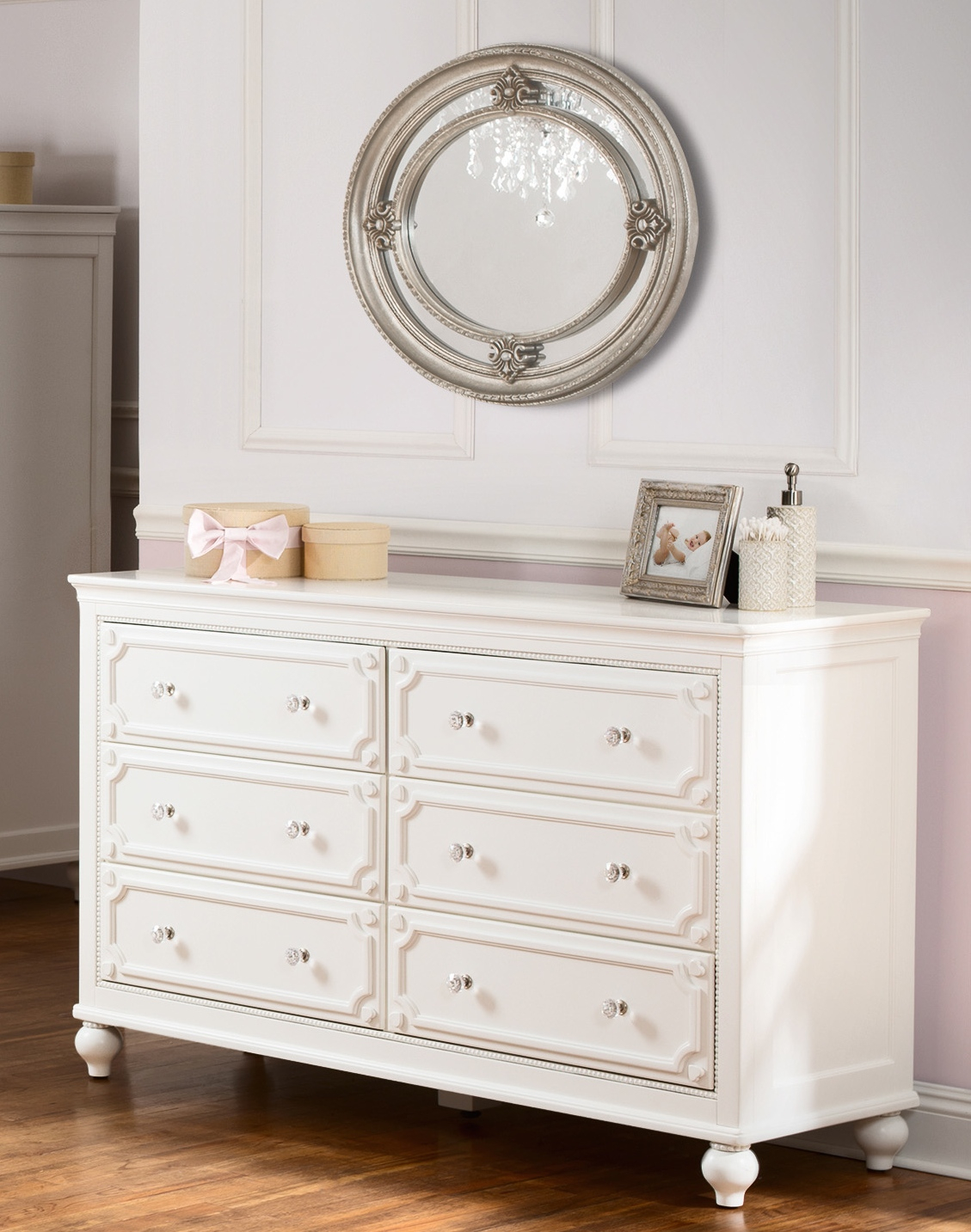 Magical Dreams 6 Drawer Dresser From Delta Featuring Disney Princess in measurements 1129 X 1433