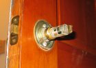 Remove A Door Knob That Has No Screws Mike Thomson for measurements 1024 X 768
