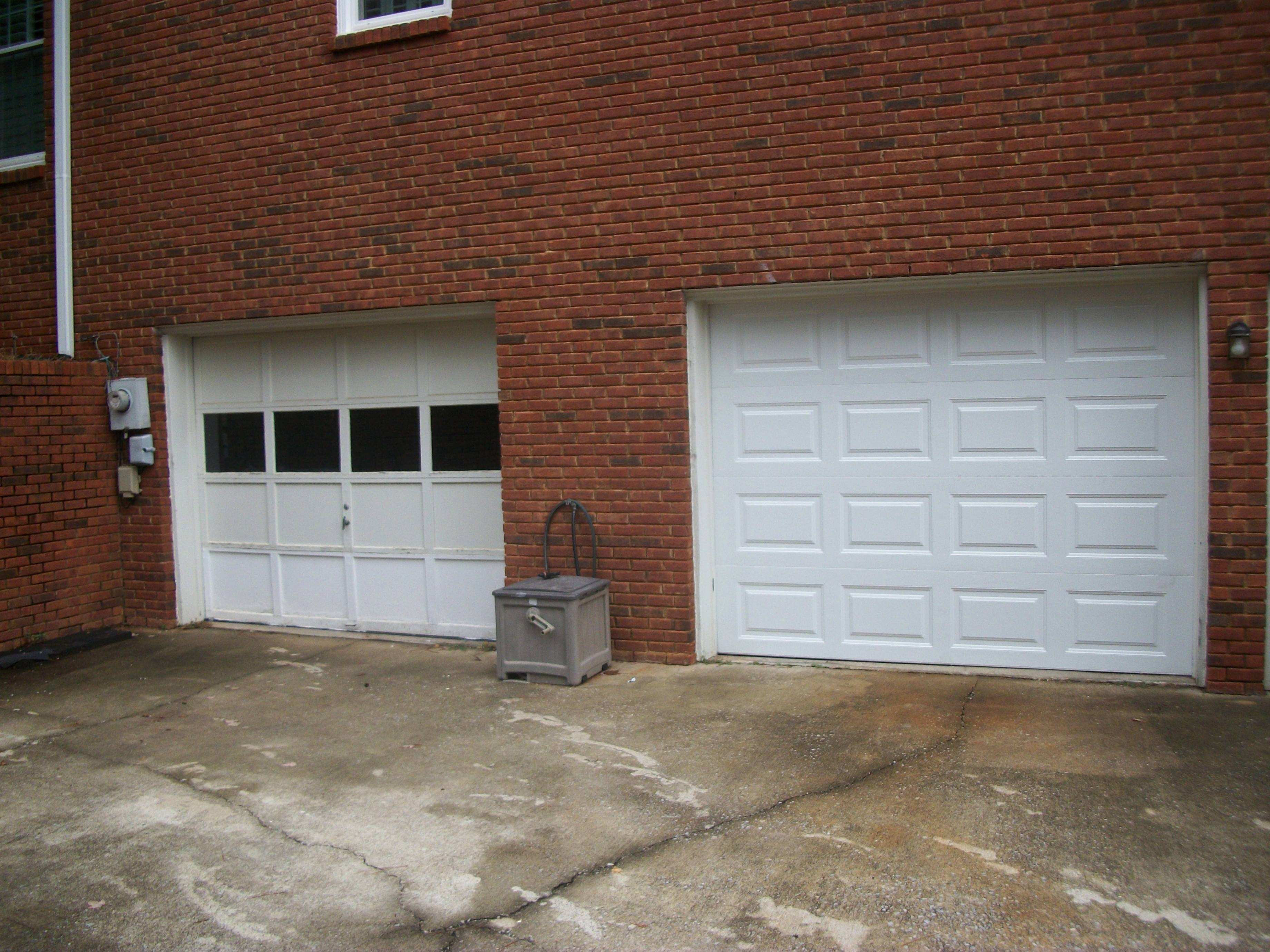 10 Ft Garage Door Regular 10 Foot Wide Garage Door 17025 Oneplus intended for proportions 3680 X 2760