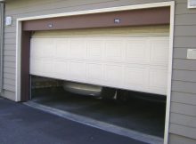 Garage Door Wikipedia with dimensions 1152 X 1536