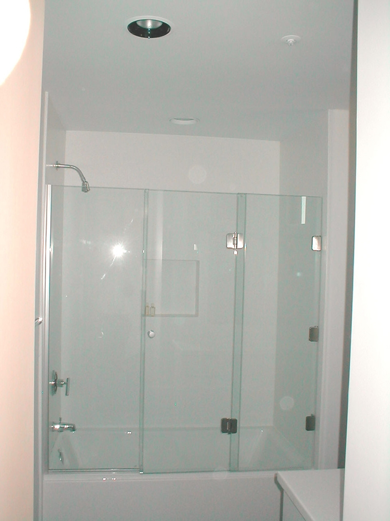3 Panel Sliding Shower Tub Door Sliding Doors within size 800 X 1067