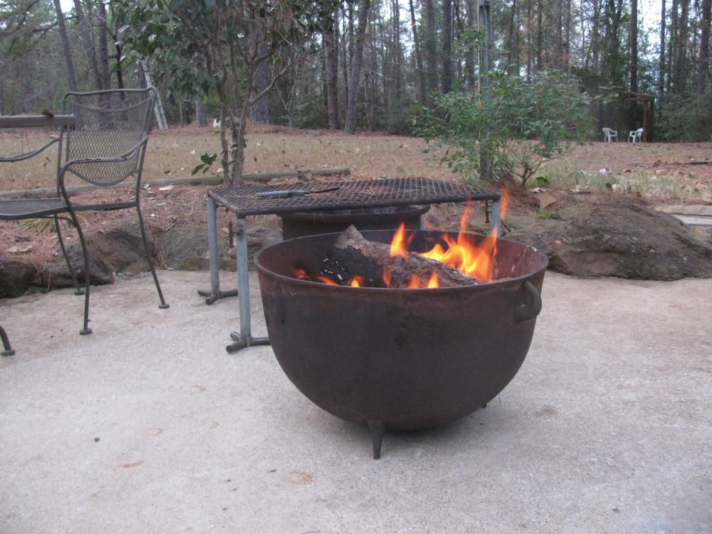 Cast Iron Wash Pot As A Fire Pit Texags Bbq Pinte pertaining to proportions 1024 X 768