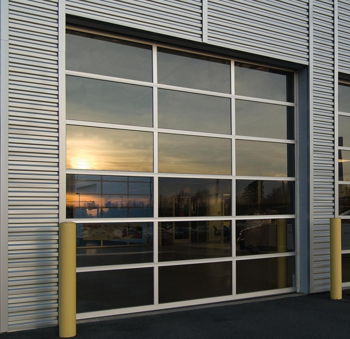 Commercial Roll Up Overhead Garage Doors In Lewisville Carrollton Tx with regard to measurements 1200 X 1161