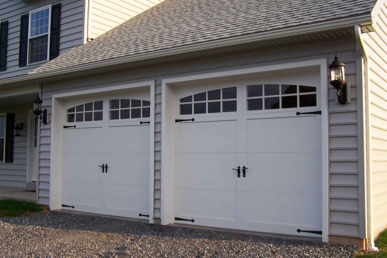 Dakota Door Clopay Overhead Garage Doors Dealer Of Murfreesboro intended for proportions 1600 X 1067