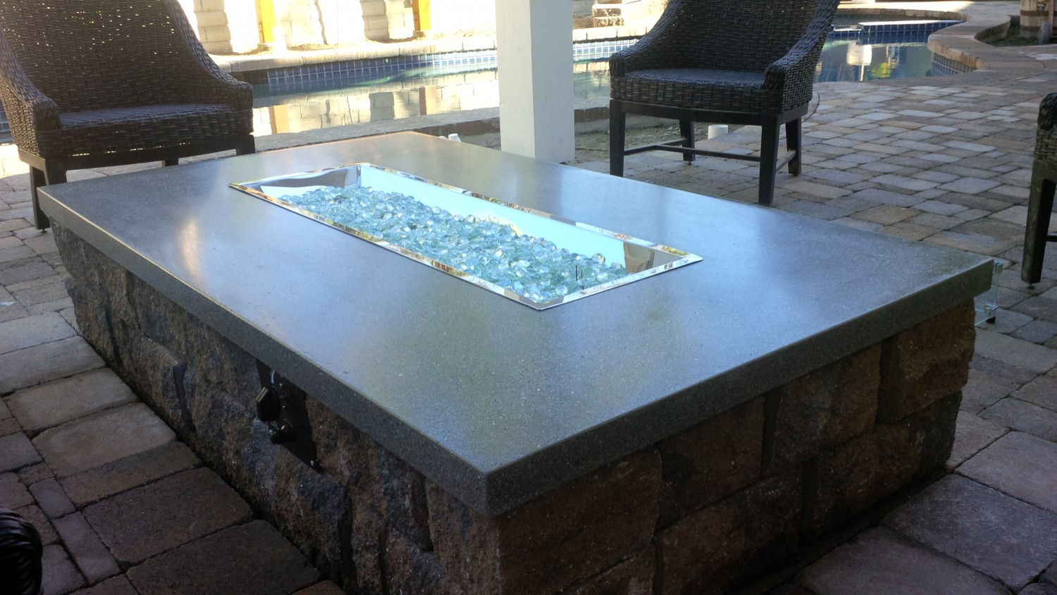 Fire Pit Glass Rock Fireplace Design Ideas with regard to size 1500 X 844