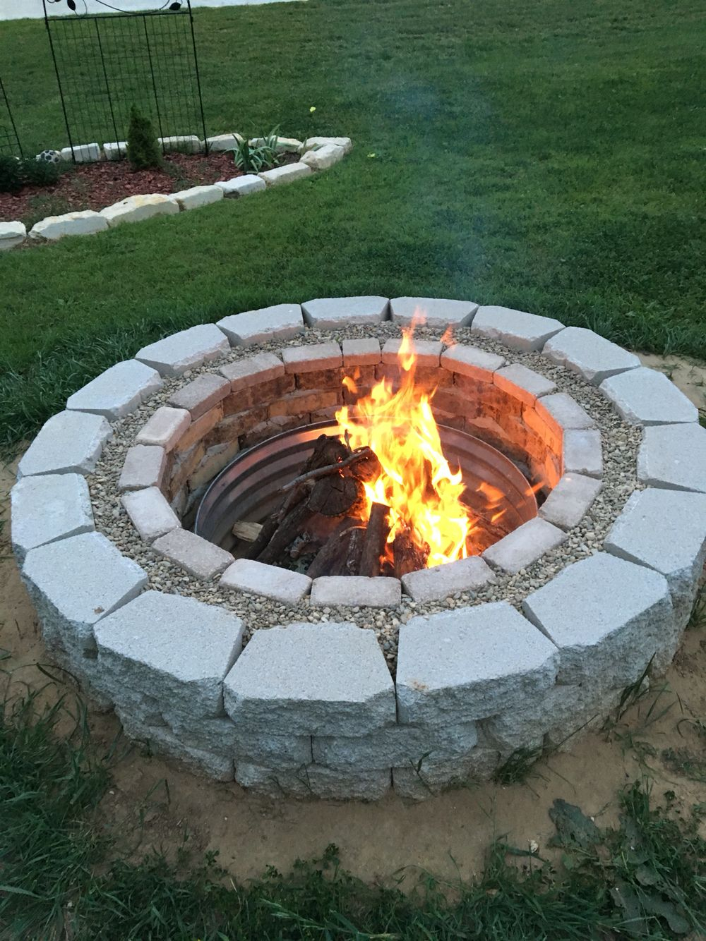 Retaining Wall Fire Pit • Knobs Ideas Site