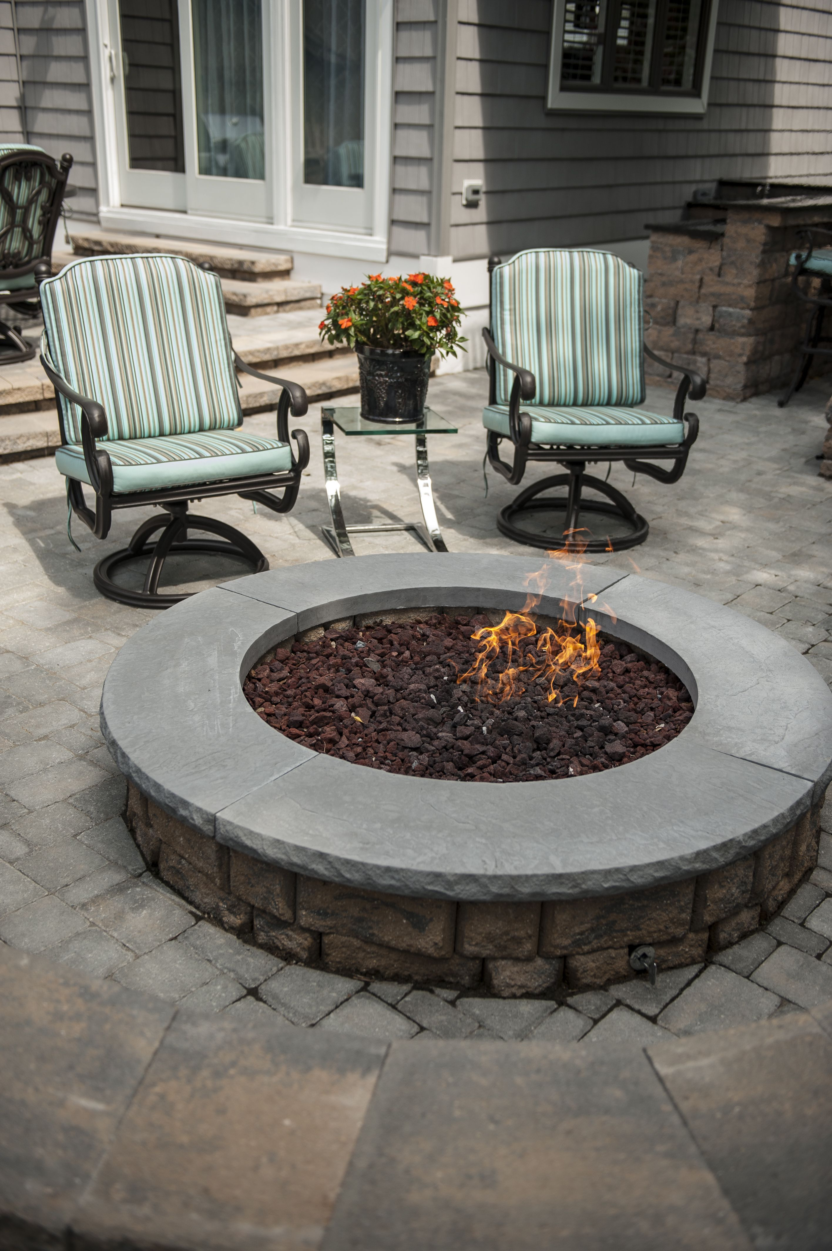 Highland Stone Firepit Kit Color Jefferson Freestanding Wall pertaining to measurements 2832 X 4256