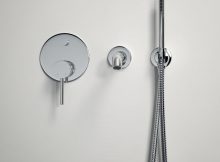 Lusso Luxe Wall Mounted Bath Tap With Valve And Handheld Shower Kit throughout measurements 2000 X 2000