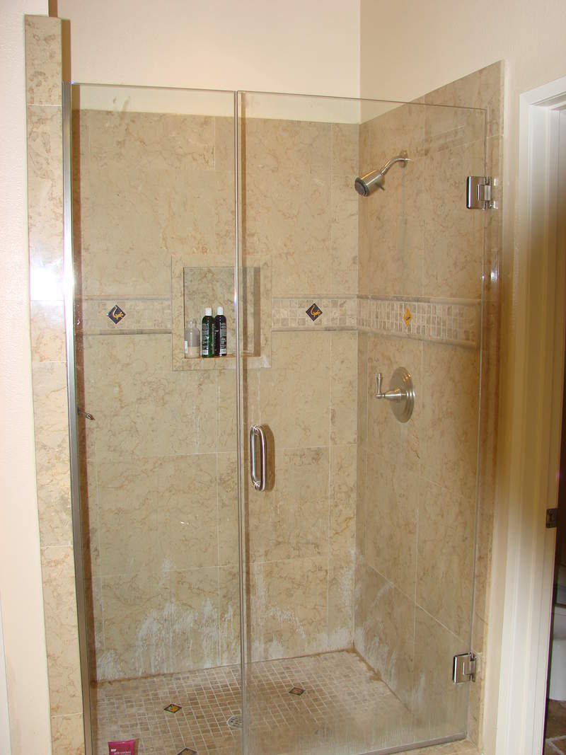Need Pics Of A Marble Or Other Solid Surface Shower Solid Shower with regard to measurements 800 X 1067