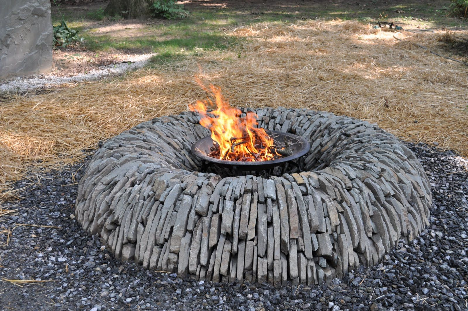 Spark Creativity 20 Unique Fire Pits For All Decor Types In 2019 intended for sizing 1600 X 1063