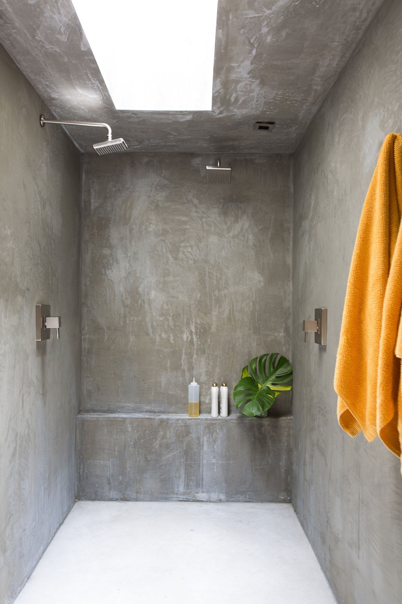 The Bathroom Walls Are Finished In Concrete Photo Laure Joliet for sizing 1333 X 2000