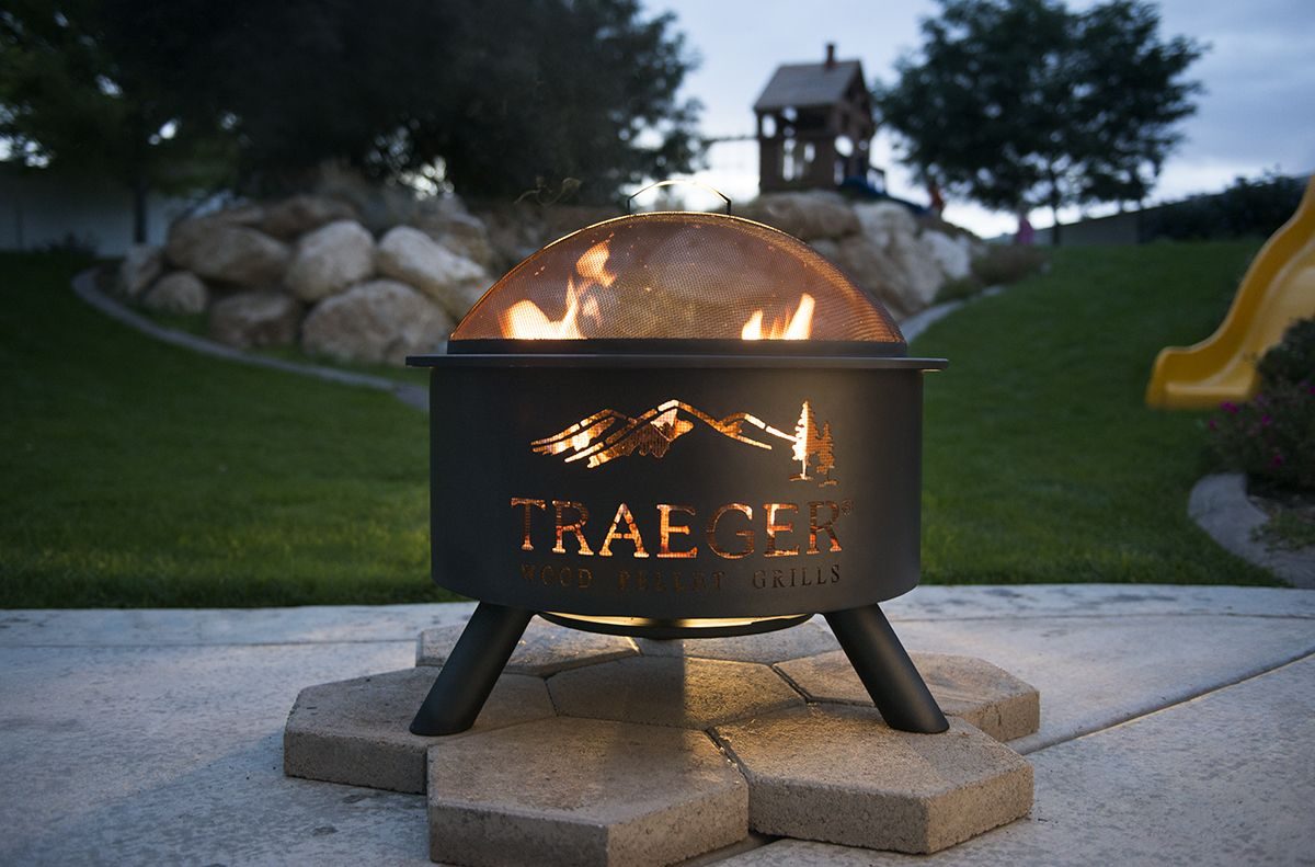 Traeger Essentials Traegers Outdoor Fire Pit Grill Gear throughout proportions 1200 X 791