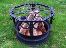 Western Fire Pit Made Out Of A Tire Rim Horse Shoes And Fence Posts for dimensions 1000 X 1000